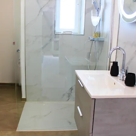 Ruhrapartments - Zentral - Naehe A40 - Fastwifi - Fuer Paare Und Geschaeftsreisen شقة *